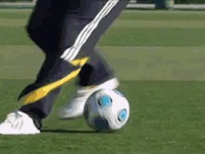 日式足球的向后拉球技巧（掌握日本足球风格的关键技术，让你的拉球更具优势）
