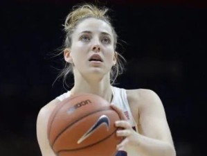 NBA中国女明星粉丝排行榜（探索NBA中国女明星的粉丝群体，揭晓排行榜背后的关键因素）