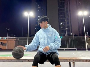 如何有效防守篮球——12岁男孩的技巧与策略（提升篮球防守能力的关键技术和训练方法）