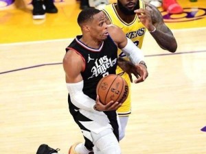 NBA历史单赛季篮板数量排行榜（霸主之争再掀波澜，谁能问鼎篮板王？）