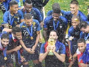 法国2018年世界杯进球狂欢（揭秘法国在世界杯中的出色进球表现）